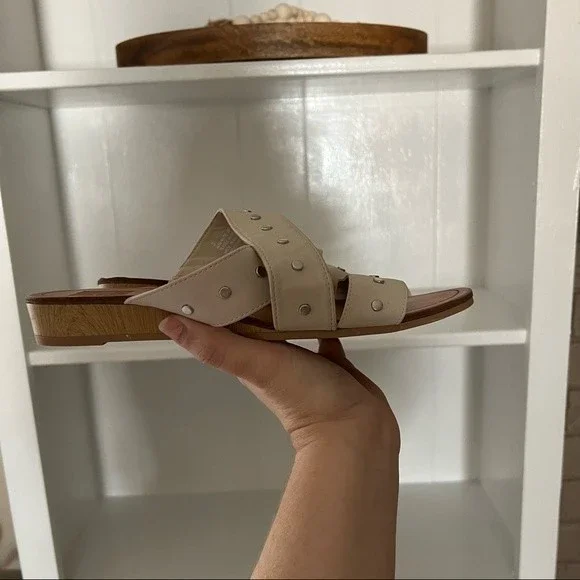 DV Dolce Vita Studded Criss Cross Strap Open Toe Slip On sandals - Picture 8 of 8